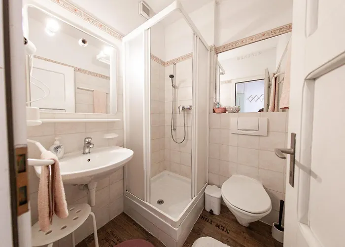 Boutique Stazione Bed & Breakfast Campocologno